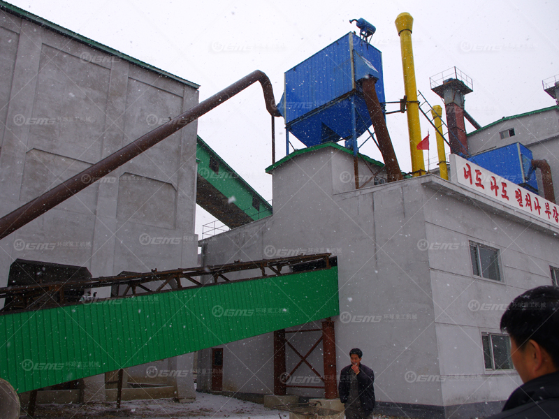機(jī)立窯水泥生產(chǎn)線現(xiàn)場實(shí)拍.jpg 機(jī)立窯水泥生產(chǎn)線現(xiàn)場實(shí)拍.jpg