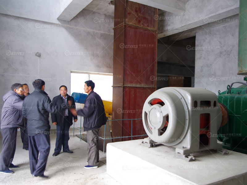 機(jī)立窯水泥生產(chǎn)線現(xiàn)場實(shí)拍.jpg 機(jī)立窯水泥生產(chǎn)線現(xiàn)場實(shí)拍.jpg